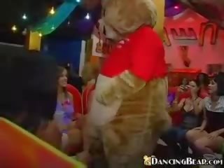 Dansul ursului da the cadou de phallus katie cummings