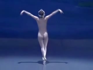 নগ্ন এশিয়ান ballet