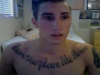 Burvīgas tetovētiem hunk- part2 par gayboyscam.com
